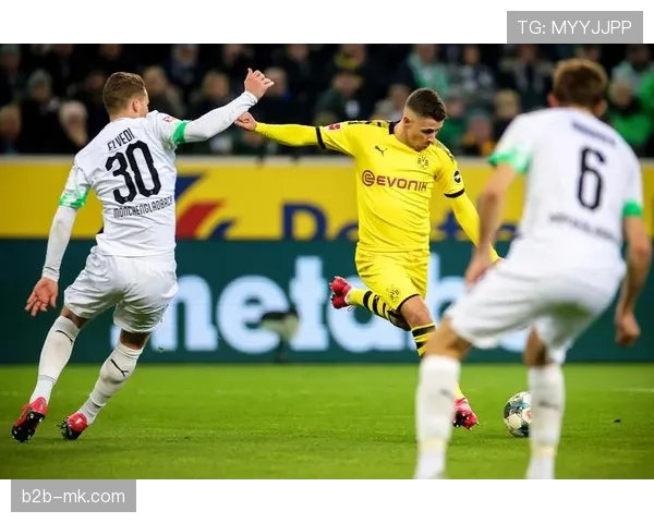 门兴格拉德巴赫主场启用新型数字广告牌系统,支持实时程序化广告投放